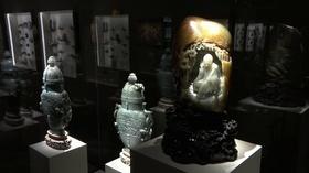 Video thumbnail: Chicago Tonight Rocks, Minerals and Gemstones Share Spotlight at Museum