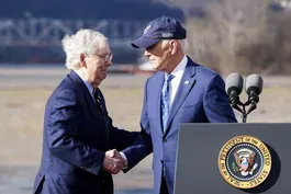 Biden celebrates infrastructure projects with McConnell