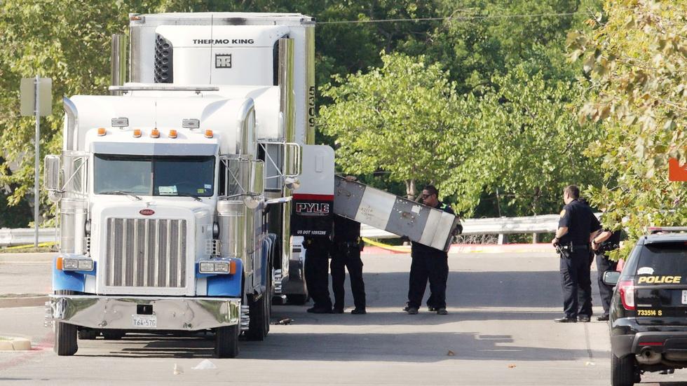 Death of migrants in Texas shows dangers of human smuggling image