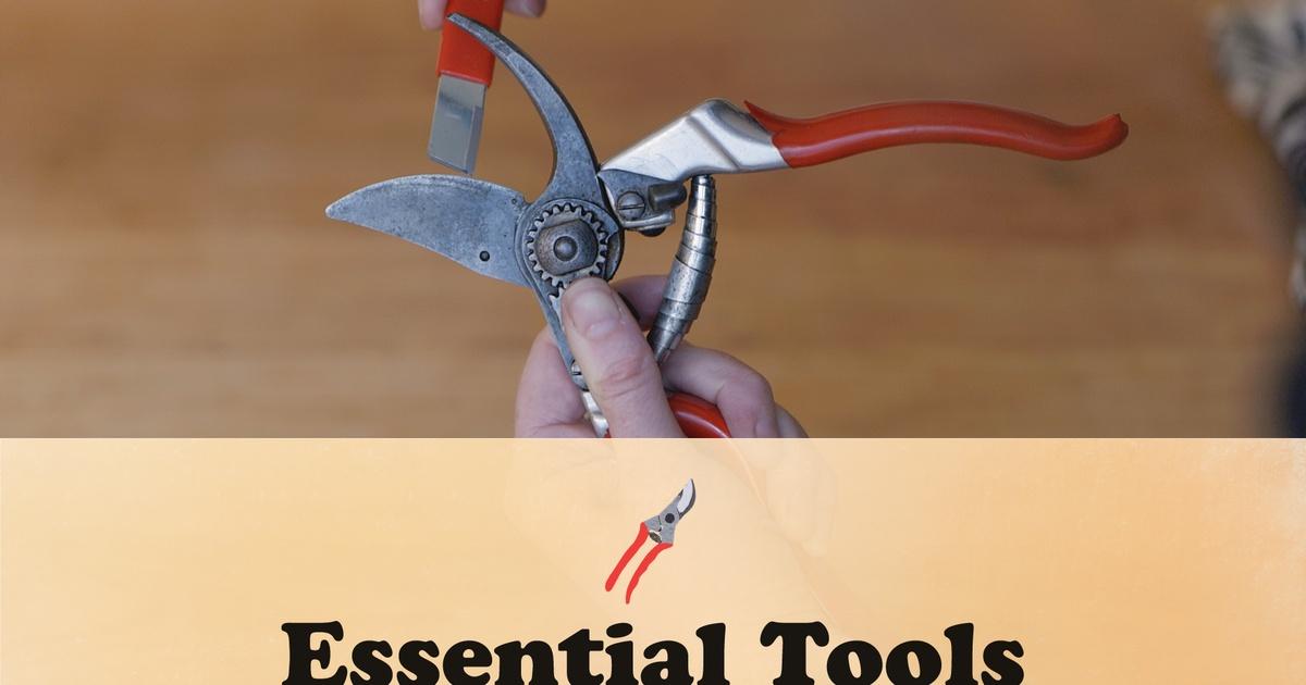 Let S Grow Stuff Getting Started With Gardening Essential Tools