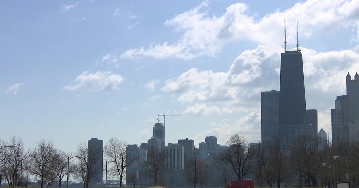 Chicago Tonight Ask Geoffrey What’s Up With These Mismatched Tower