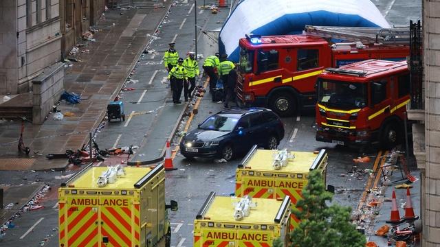 News Wrap: Driver plows into crowd of people in Liverpool