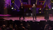 Annie Lennox Sings "Border Song"