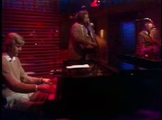 Butch Thompson Trio Performs