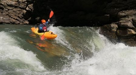 Video thumbnail: Expedition Fighting the Rapids