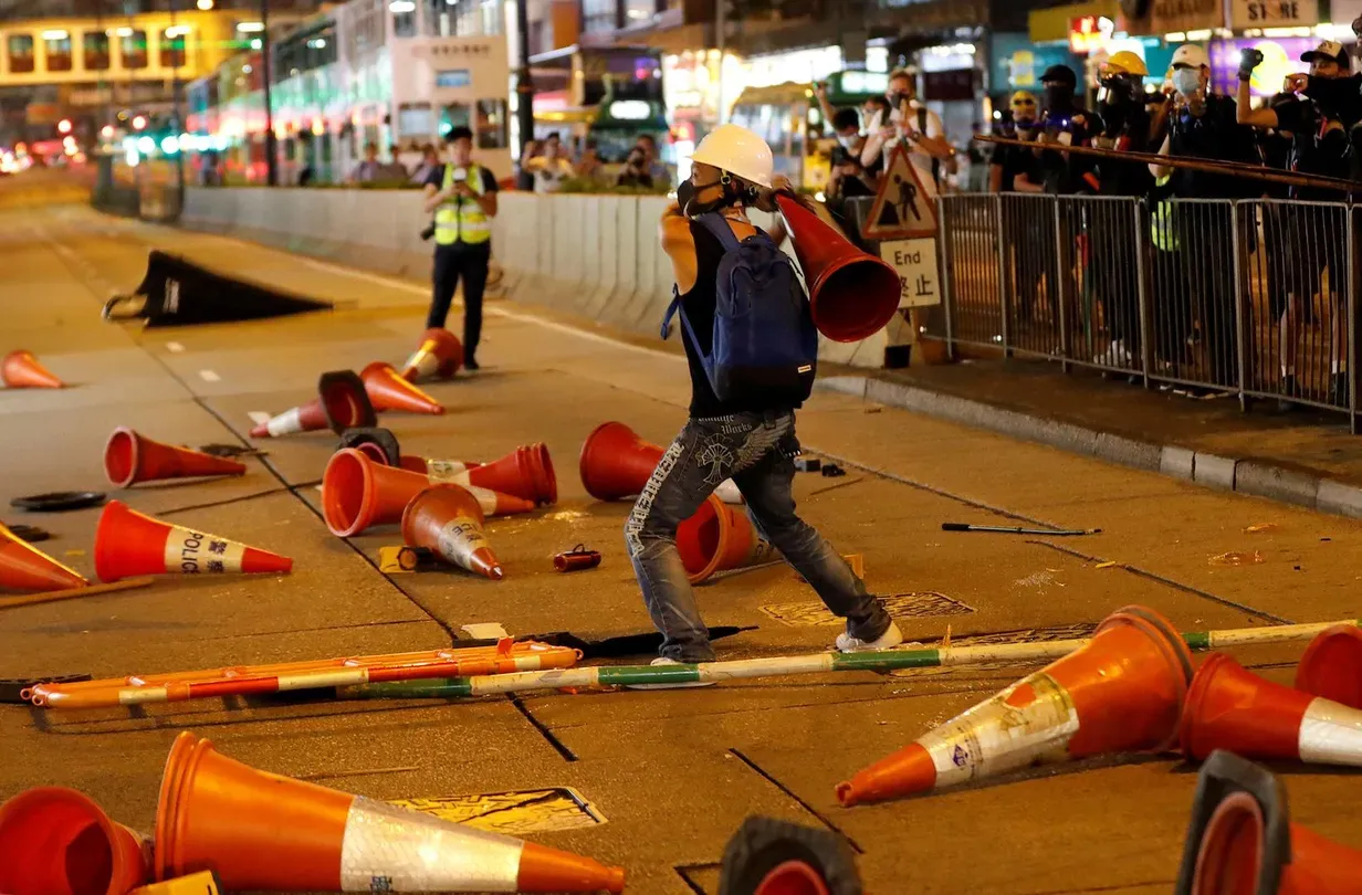 China warns Hong Kong protesters, calling them 'criminals'