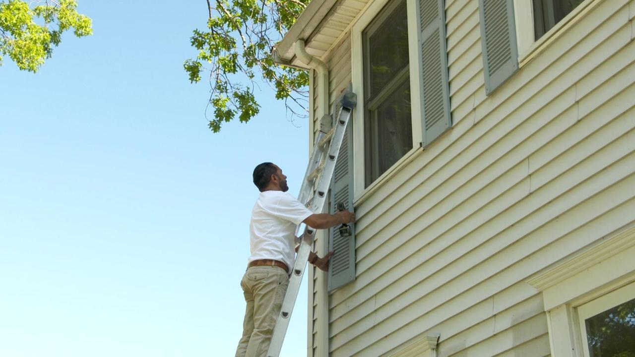 Ask This Old House Cable Railing; Painting Shutters airing Tue, Apr 14 1:00 pm