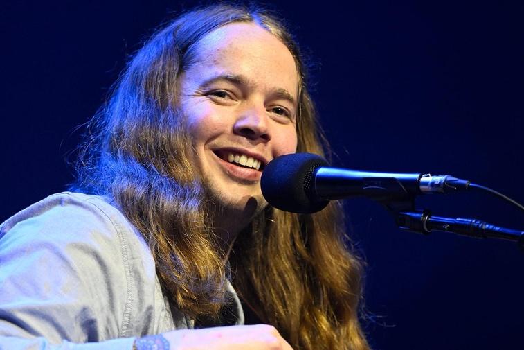 Billy Strings Poster