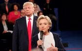 News Wrap: Clinton describes ‘uncomfortable’ Trump debate