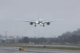 FAA calls for safety review after near-collisions on runways