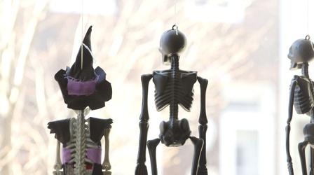 Video thumbnail: Articulate Goth, Death, and Lovecraft, Oh My! A Halloween Special