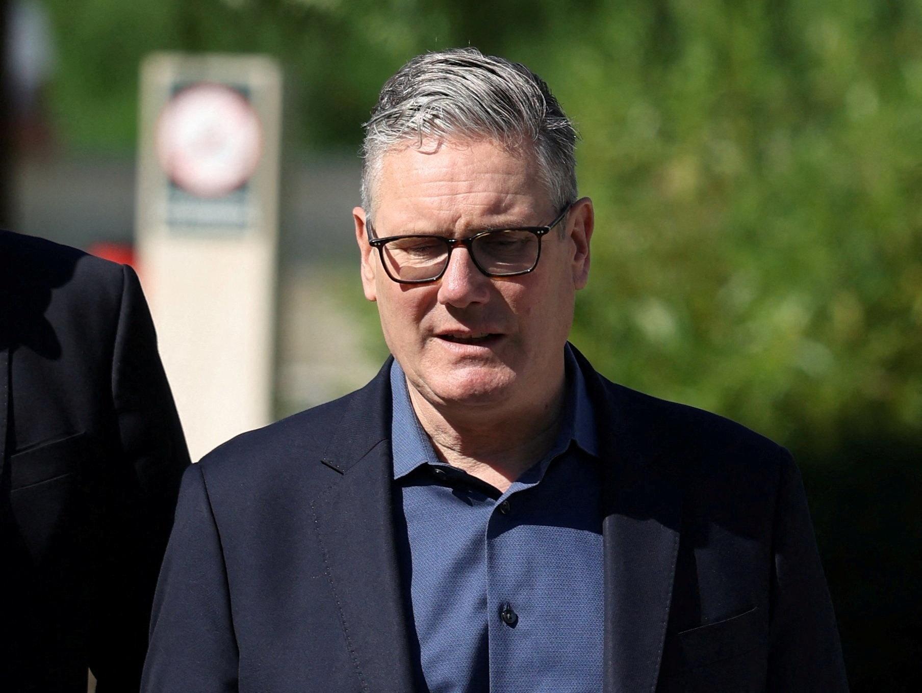 News Wrap: UK's Starmer says he will not 'walk away' amid threat to leadership