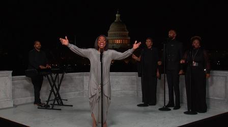 Gladys Knight Performs "Wind Beneath My Wings"