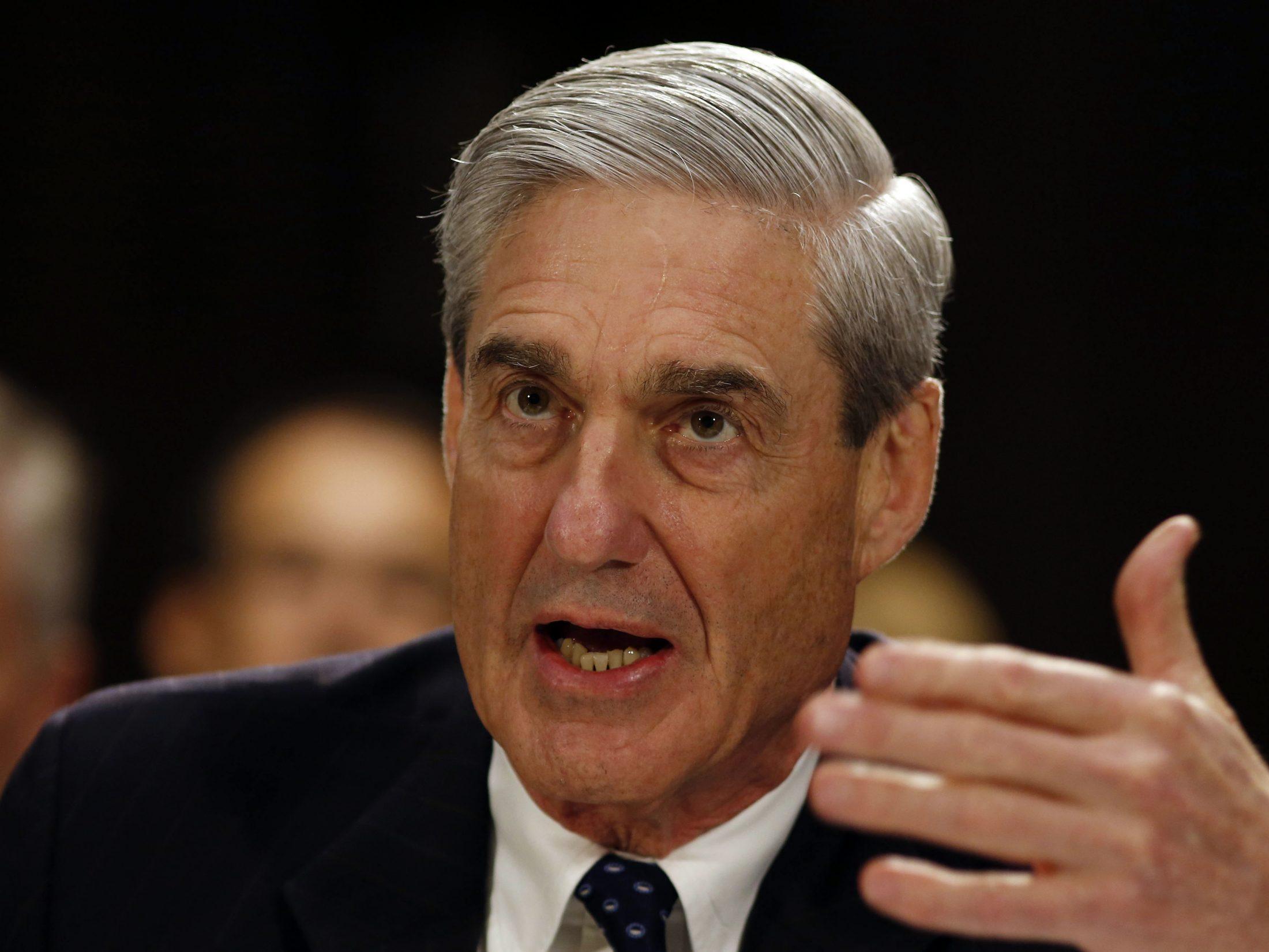 News Wrap: Trump reportedly sent Mueller private messages