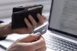 News Wrap: High court rules for states’ online sales tax