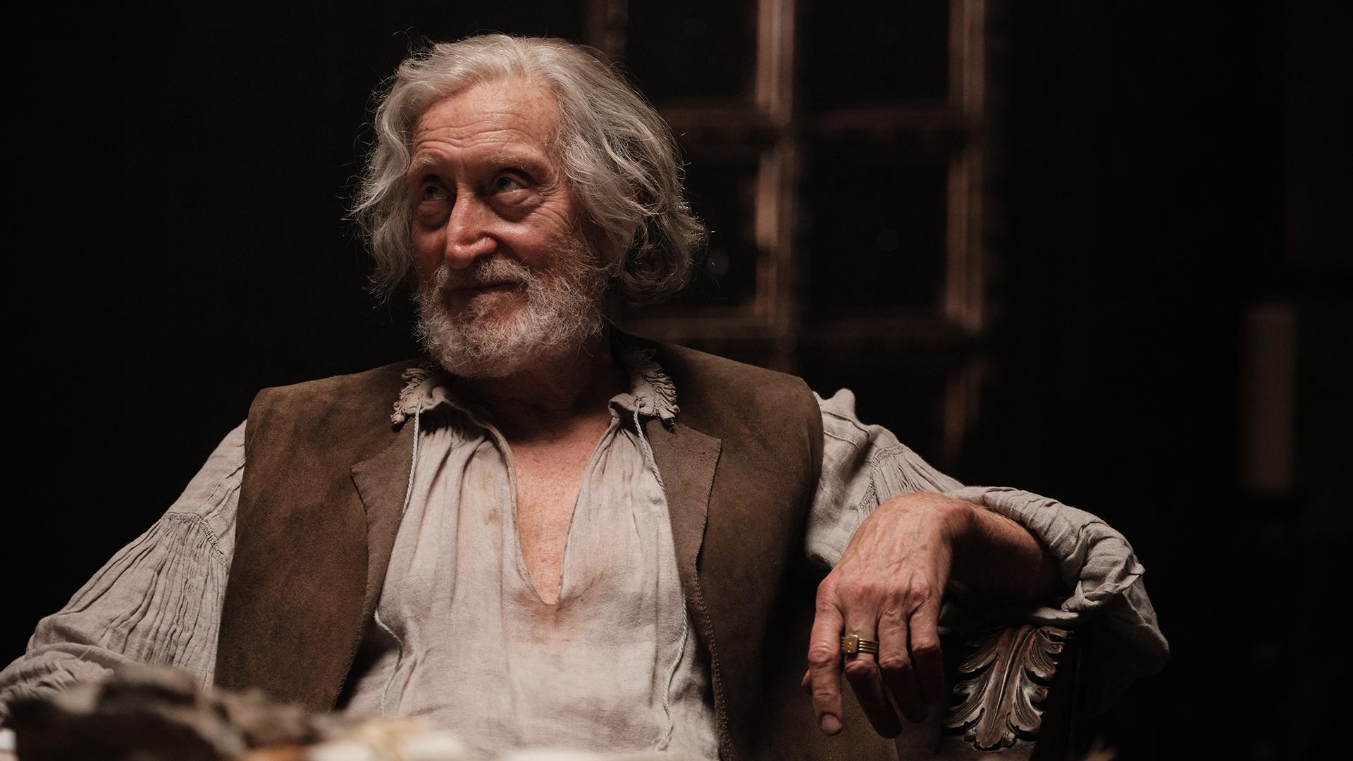 Charles Dance as older Michaelangelo.