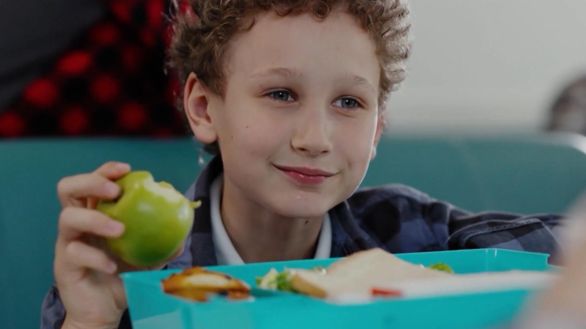 Task Force Explores Ways to Make Cafeteria Meals Healthier