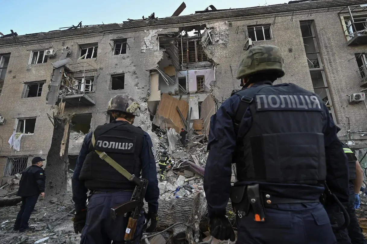 News Wrap: Russian guided bombs strike Zaporizhzhia, Ukraine