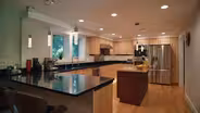 You’ll Pine for These Maple Cabinets