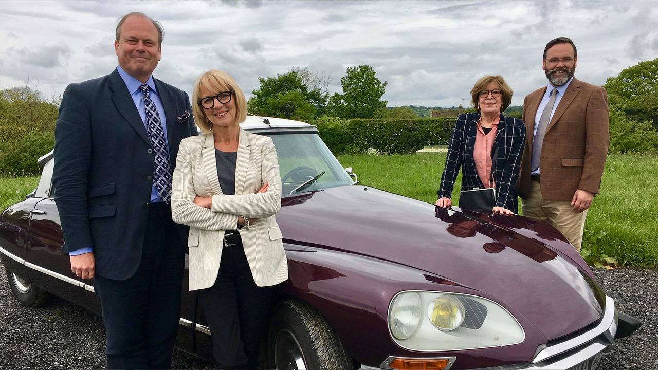 Celebrity Antiques Road Trip | Roberta Taylor and Trudie Goodwin