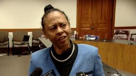 Video thumbnail: Lawmakers Senator Valencia Seay Reacts to the Passing of HB 481