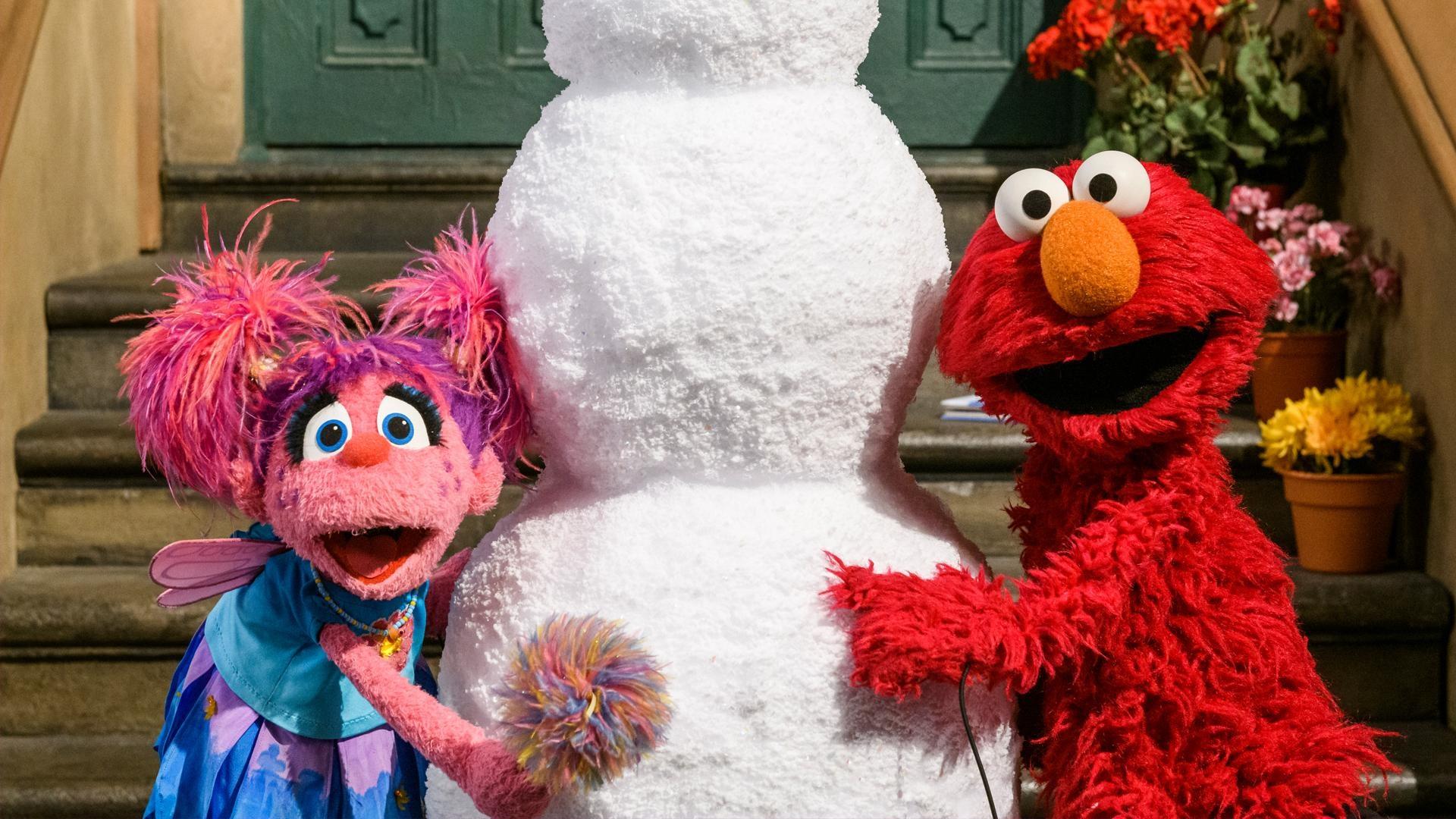 Elmo's Lost Snowman