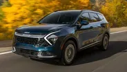 2023 Kia Sportage Hybrid & 2023 Genesis GV60