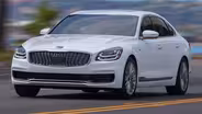 2019 Kia K900 & 2020 Range Rover Evoque