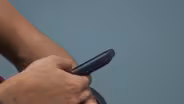 DOE urges clear cellphone policies for schools