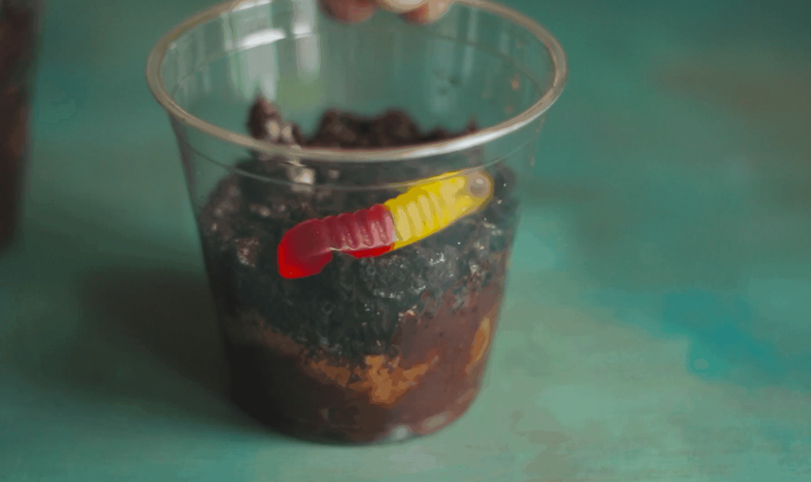 Make Edible Dirt Cups