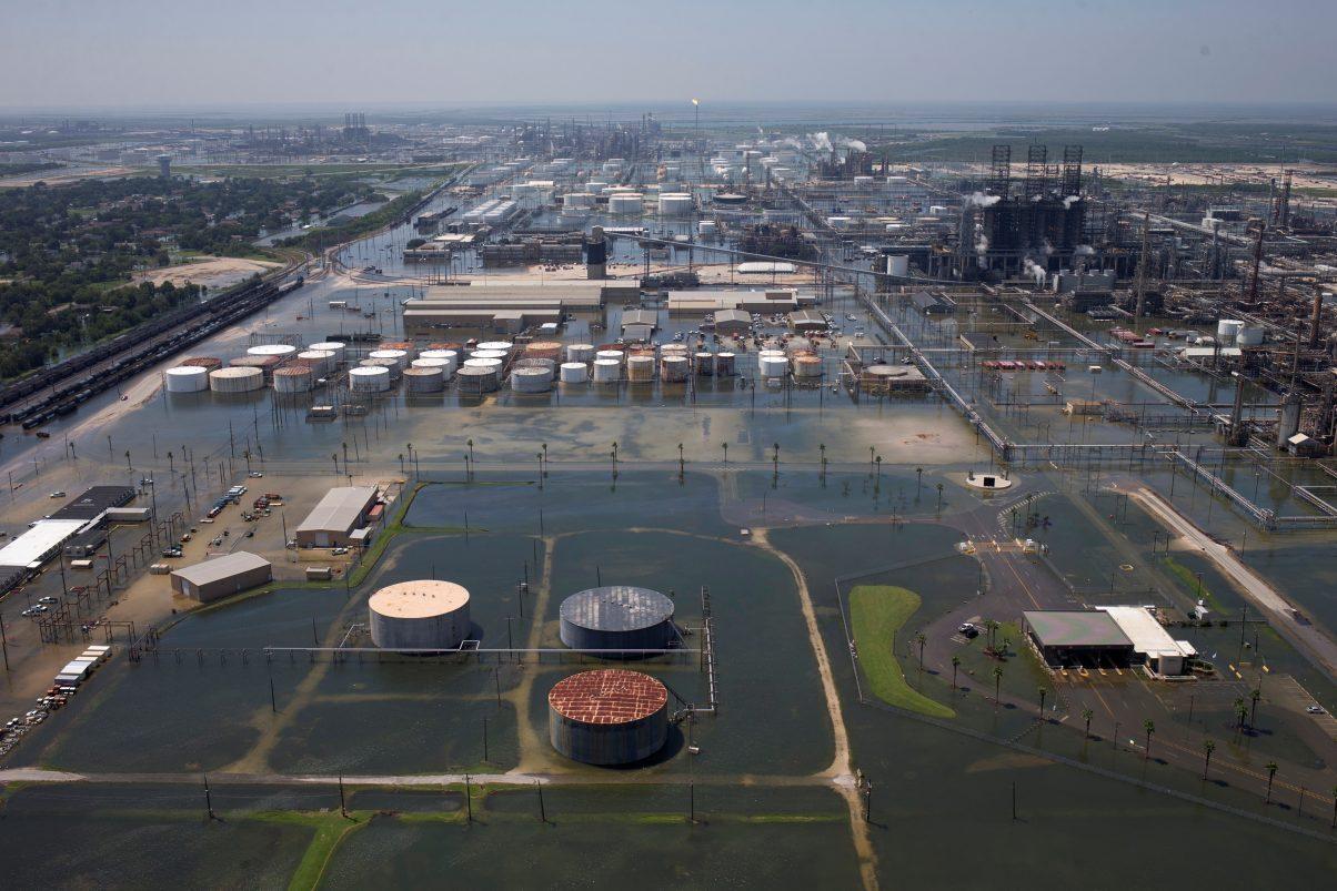 Gas prices surge after Harvey strikes refineries