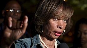 Video thumbnail: PBS NewsHour Can mayor's resignation offer Baltimore a chance to rebuild?
