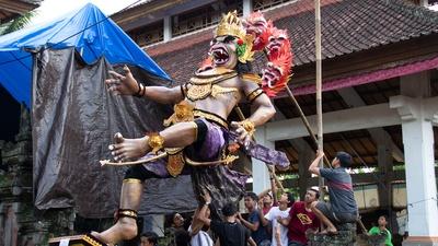 Balinese Hindus Hunt Demonic Spirits