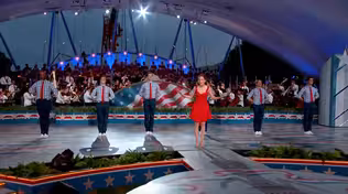 Laura Osnes Performs A Patriotic Medley
