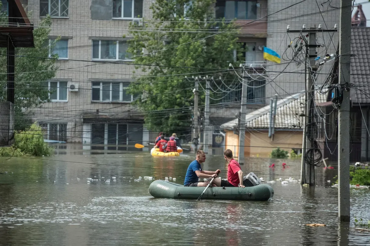 News Wrap: Ukraine says Russia disrupted dam collapse relief