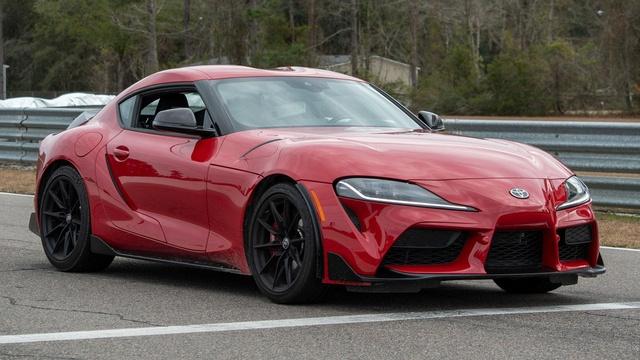 MotorWeek | 2026 Toyota GR Supra Final Edition & 2025 Volkswagen Golf GTI & Golf R