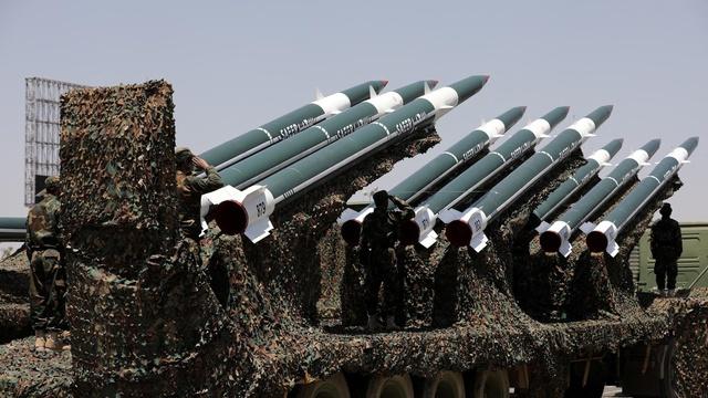 Former U.S. diplomat breaks down Houthi attacks on shipping