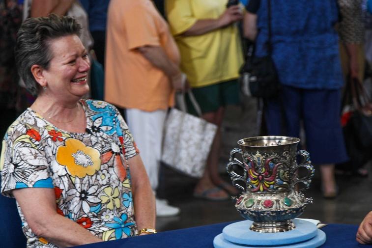 Pretty or Pretty Ugly? Poster