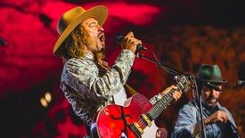 Jesse Roper Performs "Hold On Me": asset-mezzanine-16x9