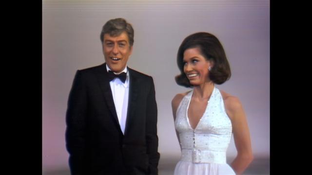 Watch the unmatched chemistry between Mary Tyler Moore and Dick Van Dyke