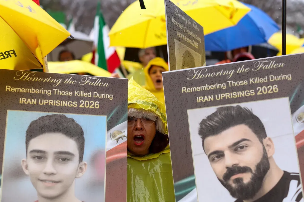 News Wrap: Iran threatens protesters with death penalty
