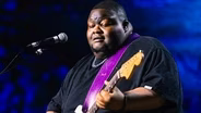 Christone 'Kingfish' Ingram Performs "Midnight Heat"