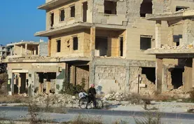 Syrians describe living in crossfire of brutal civil war
