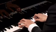 Hélène Mercier and A Bu Perform “Rhapsody in Blue”