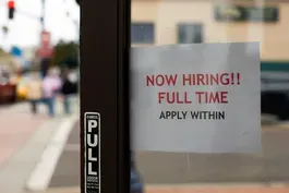 Economy adds jobs despite inflation, interest rate hikes