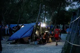 Migrants waiting to seek asylum face appalling conditions