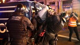 Video thumbnail: PBS NewsHour News Wrap: Hundreds charged in Barcelona protests