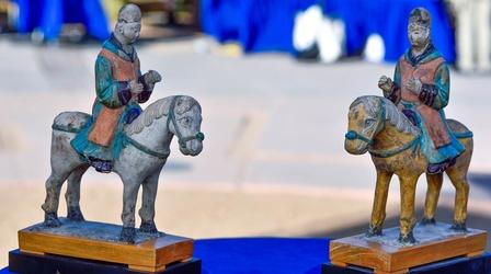 Video thumbnail: Antiques Roadshow Appraisal: Ming Dynasty Fahua Tomb Figures