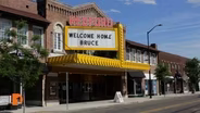 Actor and filmmaker Bruce Campbell returns to Michigan with new film “Ernie & Emma”
