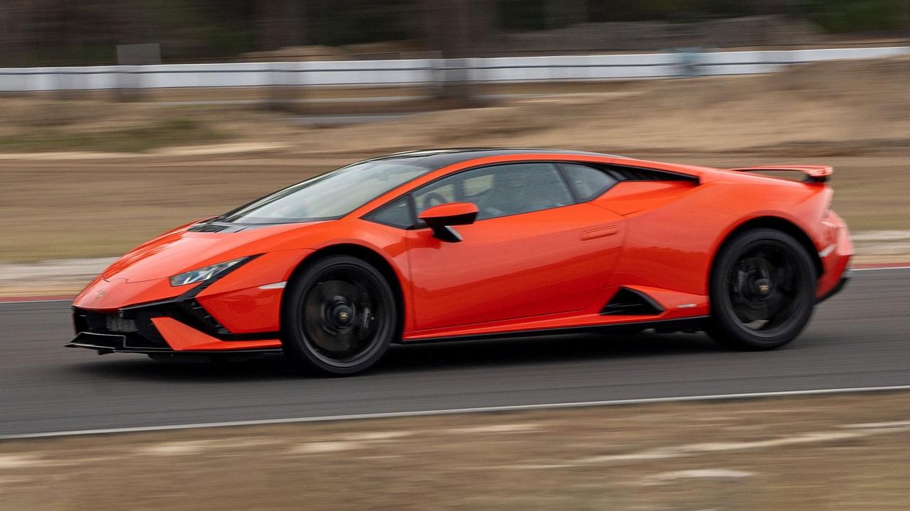 MotorWeek | 2023 Lamborghini Huracan Tecnica & 2023 Mercedes-Benz EQE Se